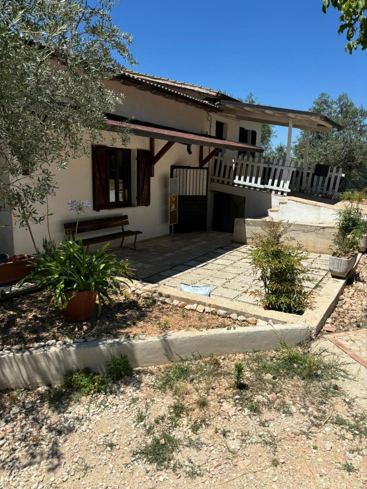 Agriturismo Uliveto Benedetti Spoleto Bagian luar foto